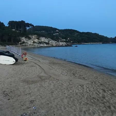 Sale Marino - Goelba 度假居 *