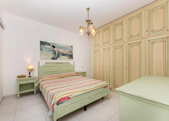 Sale Marino - Goelba