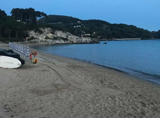 Sale Marino - Goelba 度假居 *